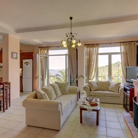 Elizabeth 3 Bed Spartochori Meganisi *